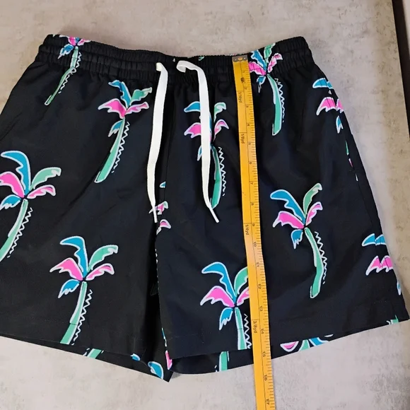 Chubbies Havana Nights Swim Trunks Mens Medium 5.5" Inseam Tropical Beachy - Picture 8 of 10